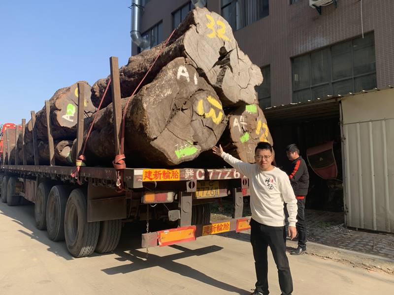 正在加载